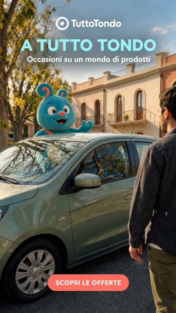 TuttoTondo vertical creative featuring the turquoise mascot, a car and an invitation to discover the offers.